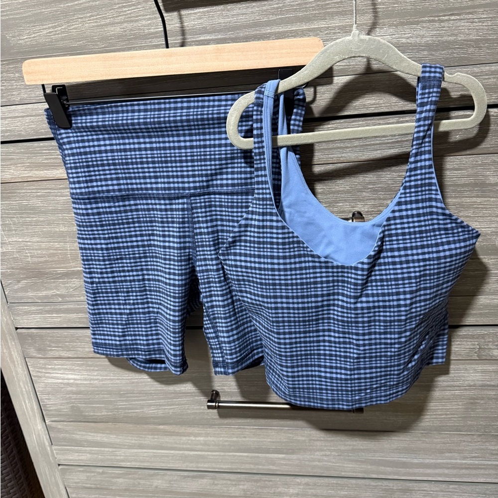 Lululemon Align high rise short 6 inch and tank both size 6 glow grid washed den